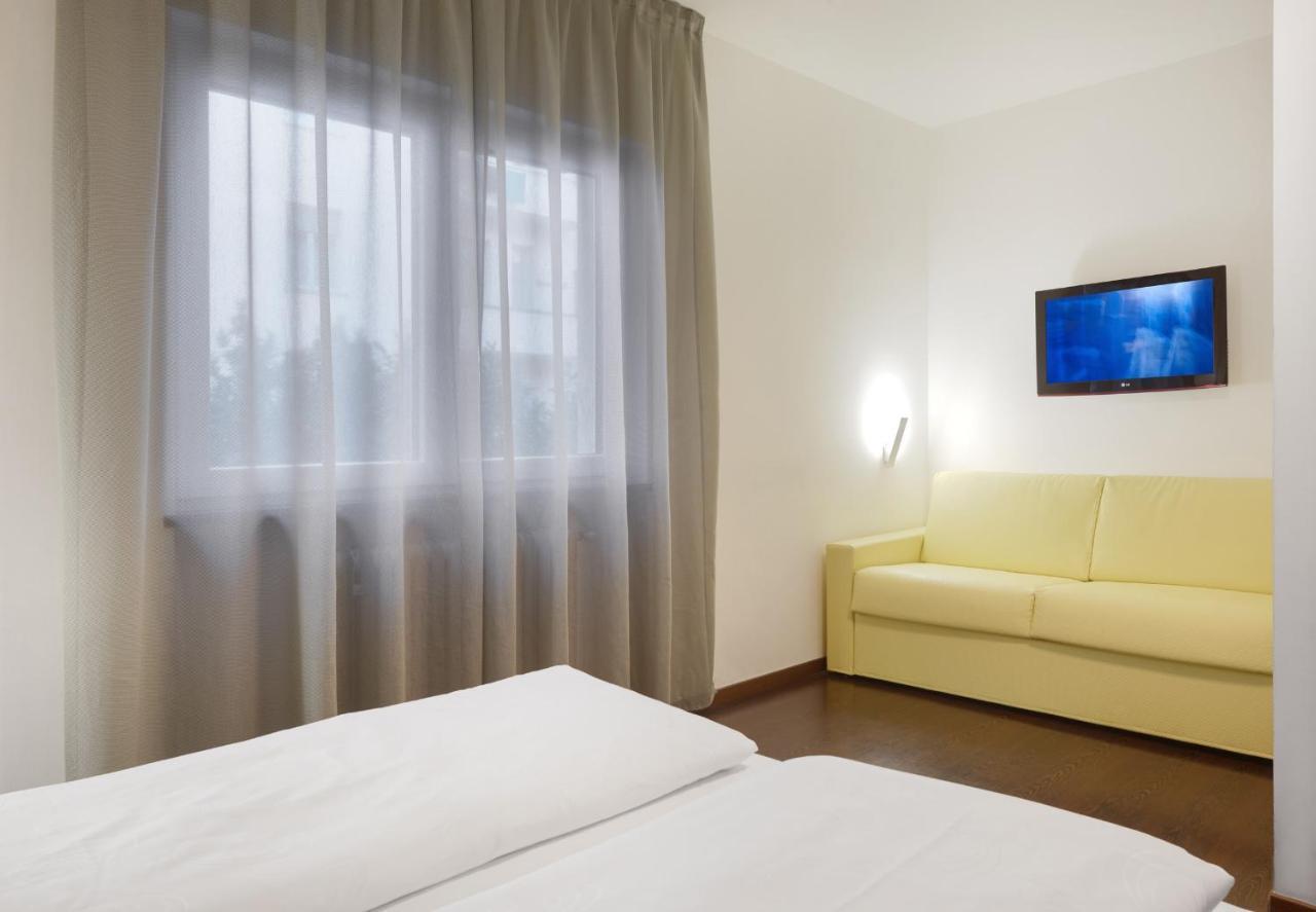 Hotel Asterix Больцано Екстер'єр фото